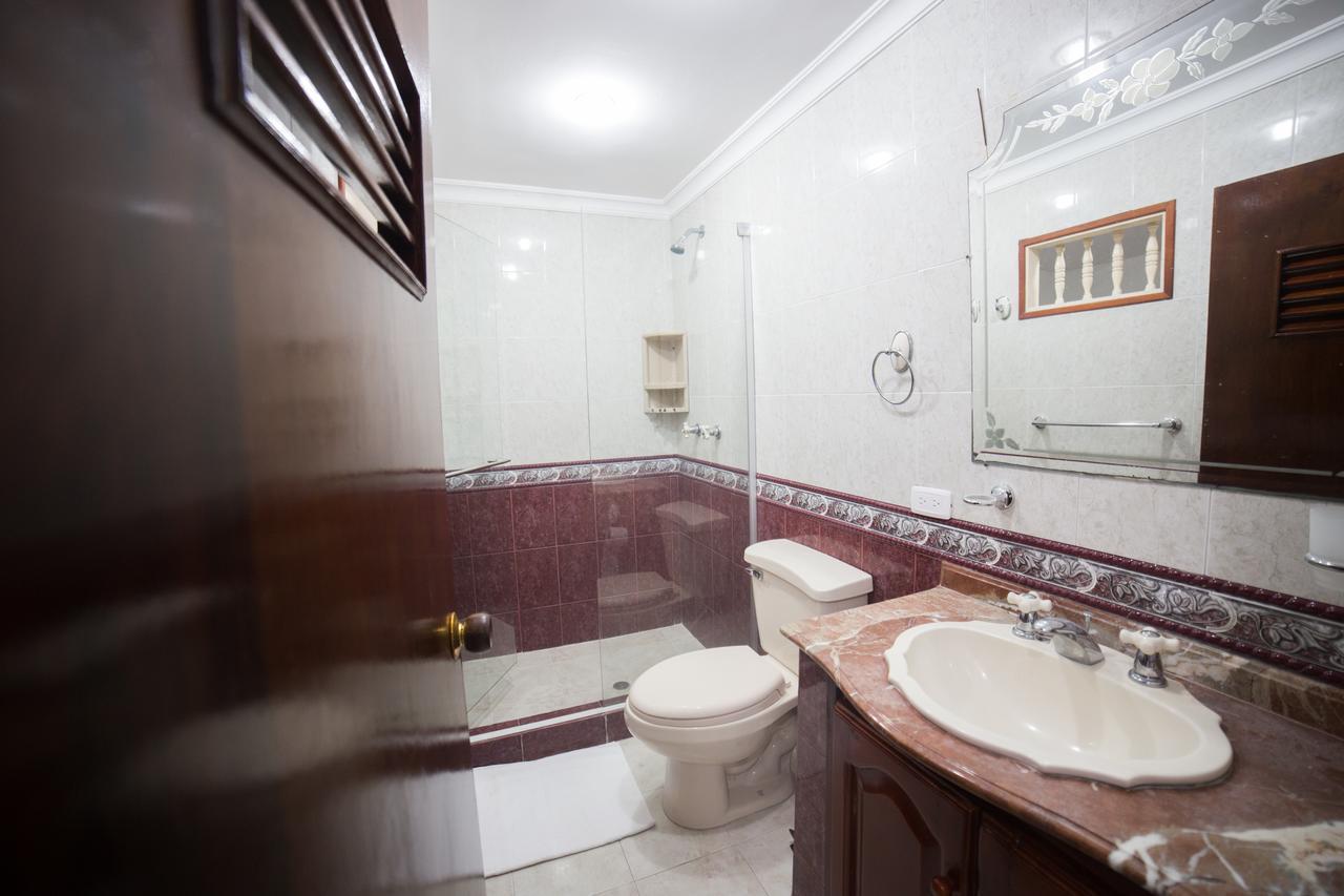 Pensión Suites Bahia 3*